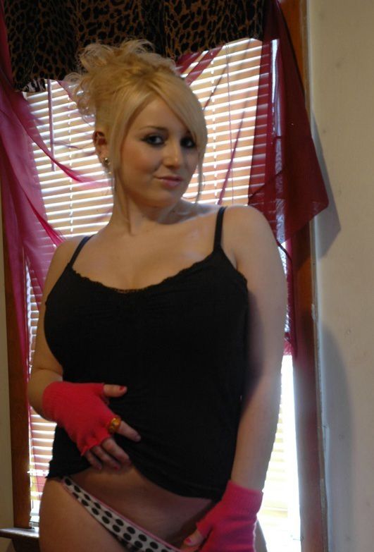 Виолетта проститутка Москвы у метро Ботанический сад 